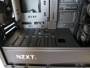 NZXT-Manta-Window-34